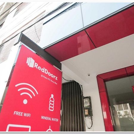 فندق Reddoorz @ Ruko Itc Roxy Mas جاكرتا المظهر الخارجي الصورة