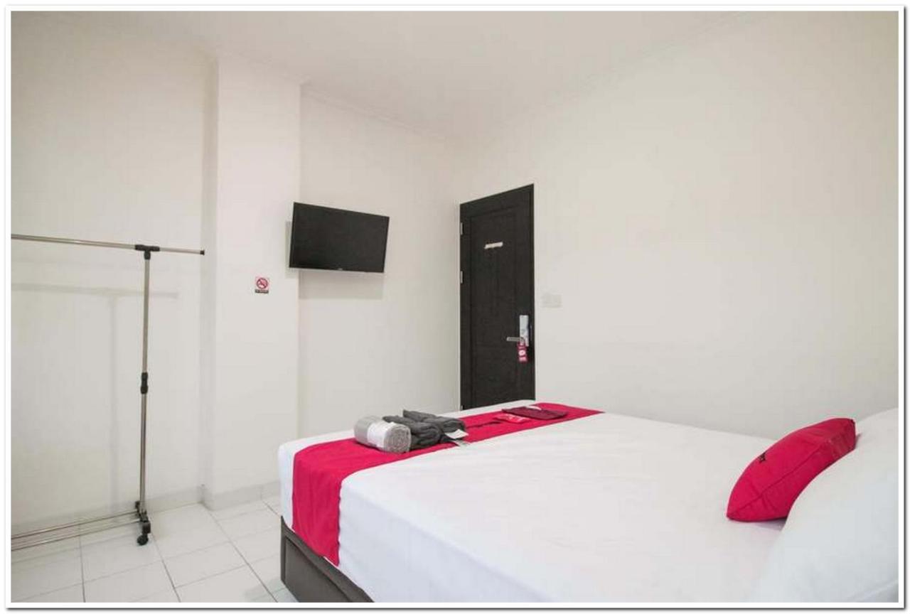 فندق Reddoorz @ Ruko Itc Roxy Mas جاكرتا المظهر الخارجي الصورة